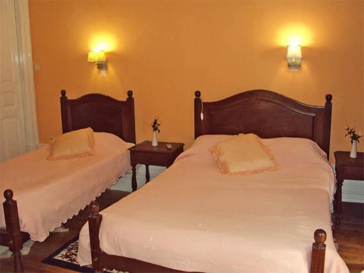 Lira Guest House B&B Porto Exterior foto