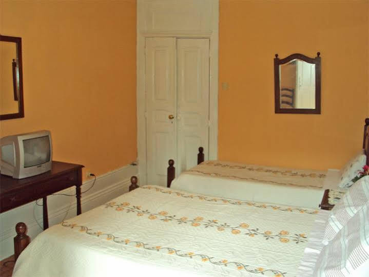 Lira Guest House B&B Porto Exterior foto